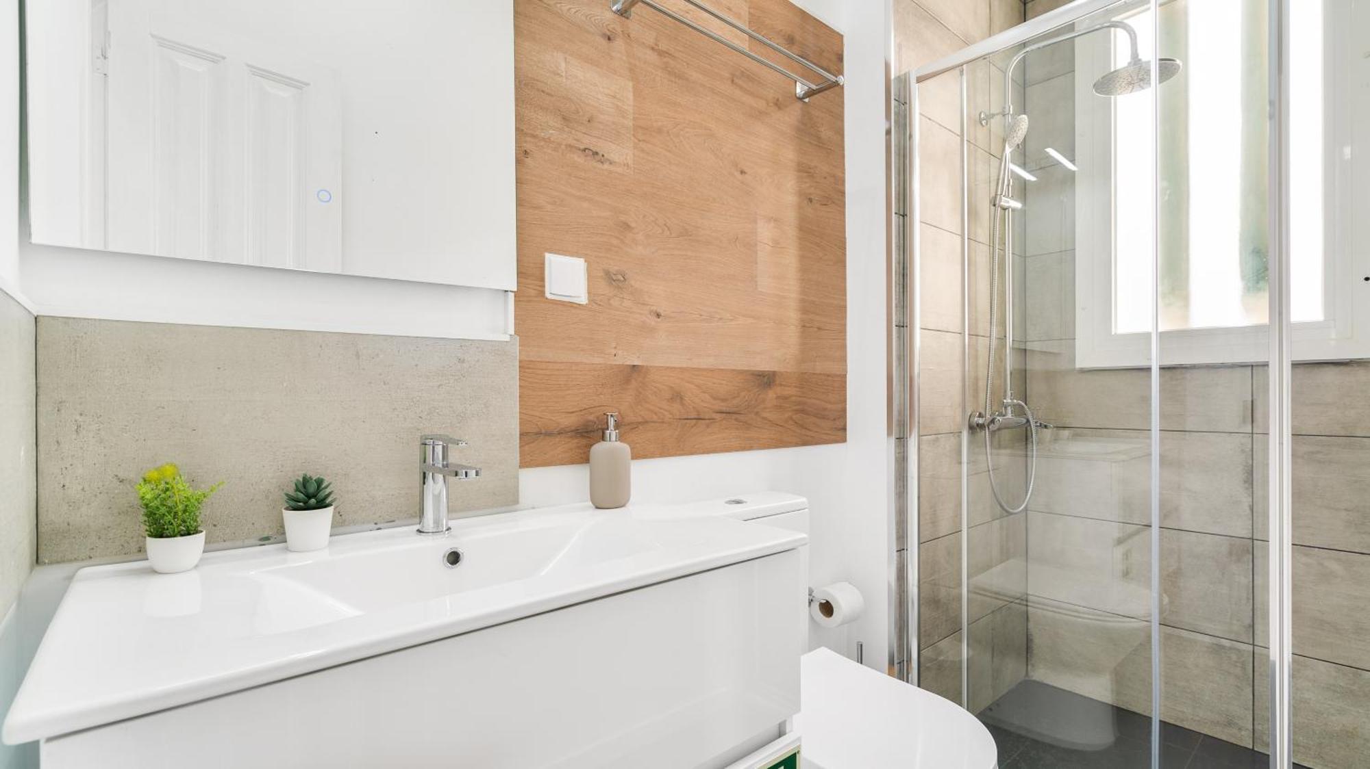 Retreat Residences By Lovelystay Apartment *